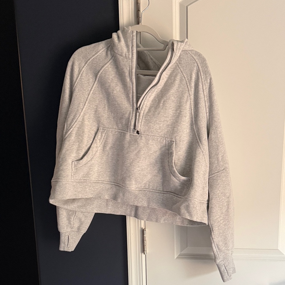 Lululemon Athletica Light Gray Half-Zip Scuba